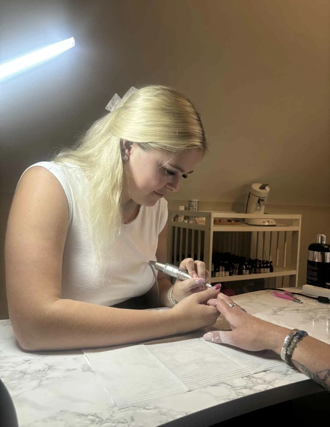 Femke, schoonheidsspecialiste in Lokeren